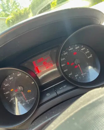 sieradz Seat Ibiza cena 16000 przebieg: 113555, rok produkcji 2010 z Sieradz